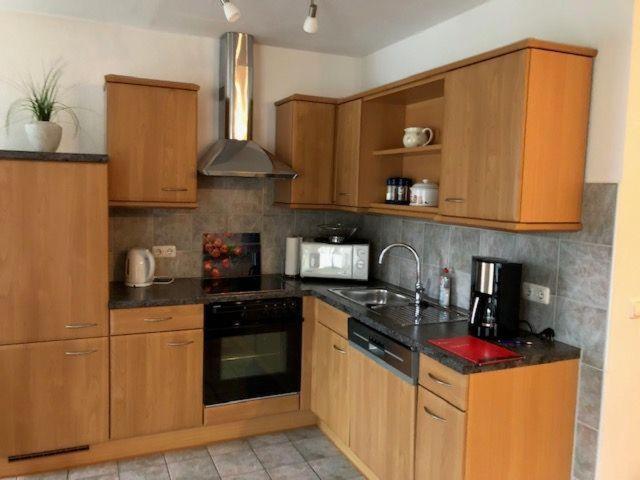 Haus-Olymp-Apartement-01-Kuehlungsborn-Nur-50-M-Bis-Zum-Strand-Ca-50-M2-2-Raeume-Sehr-Gepflegt エクステリア 写真